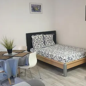 Petit Coin Ensoleille Apartment