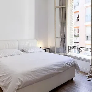 Moderne Proche Monaco G Apartment
