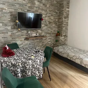 Contrast Luxapart 3 Min Mc Casino Apartment